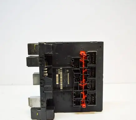 Volkswagen PASSAT CC Central body control module 3C8937049E
