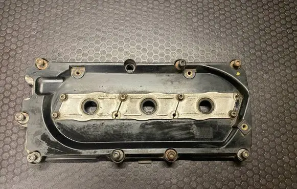 Audi A6 S6 C6 4F Rocker cam cover 