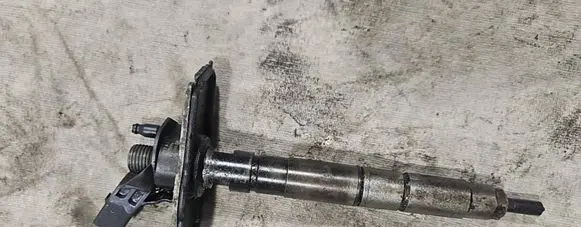 Fuel injector