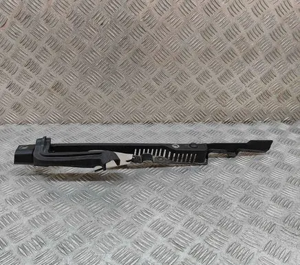 Volvo S60 Fender end trim 31479547