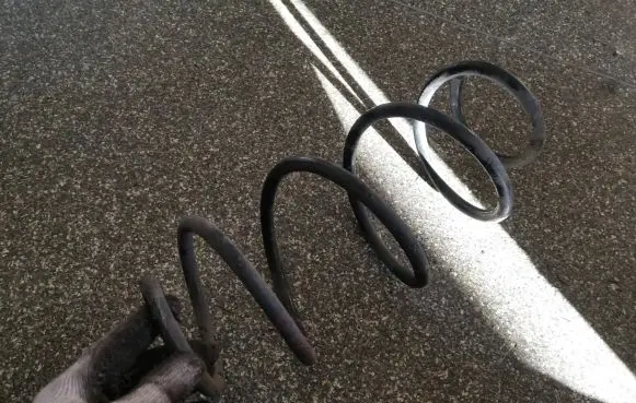 Mercedes-Benz C W204 Front coil spring