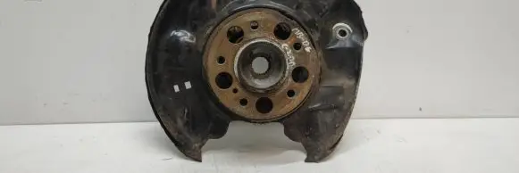 Mercedes-Benz CLC CL203 Rear wheel hub A2020805