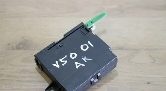 Volvo V50 Door control unit/module 30739182AB