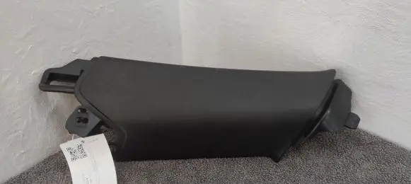 Porsche Macan (95B) (C) pillar trim 95B867288