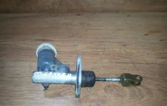 Mitsubishi Lancer Clutch master cylinder
