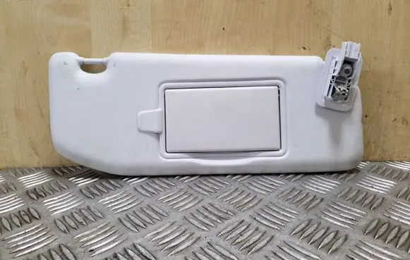 Peugeot 208 Sun visor