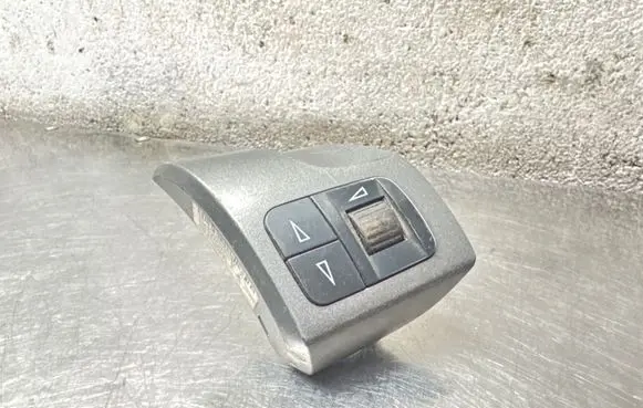 Opel Zafira B Steering wheel buttons/switches 13126750 305260285057 CX250420CM