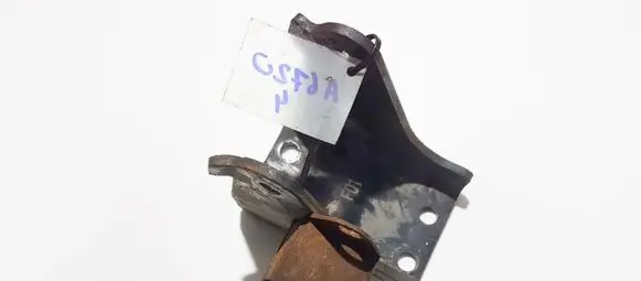 Hyundai Sonata Engine mounting bracket