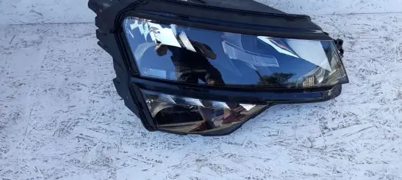 Skoda Karoq Headlight/headlamp 57B941916A