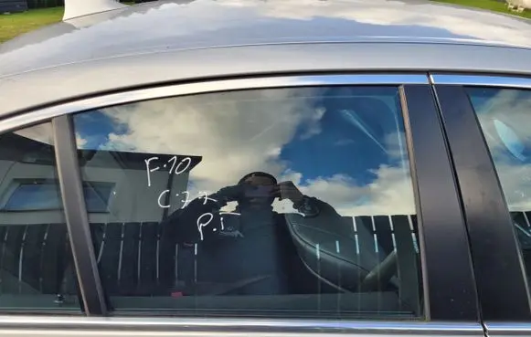 BMW 5 F10 F11 Sliding door window/glass 