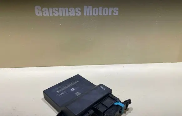 Audi A6 S6 C6 4F Gateway control module 4F0907468D