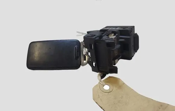 Volvo V60 Ignition lock AH4N15607AE 28227917