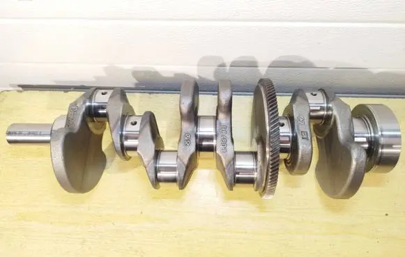 Mercedes-Benz C W204 Crankshaft R64603 A6460300001 646001810072