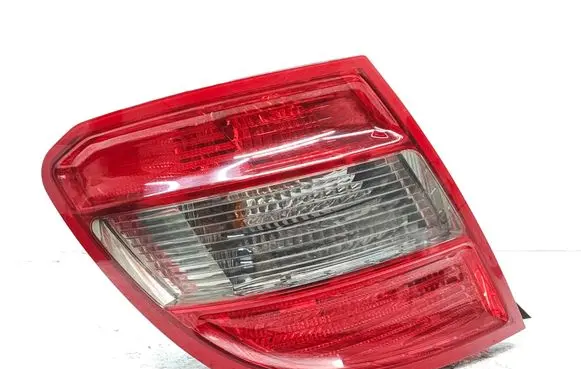 Mercedes-Benz C W204 Rear/tail lights 2048203764 763037