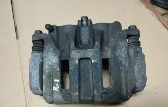 Acura RDX I Front brake caliper