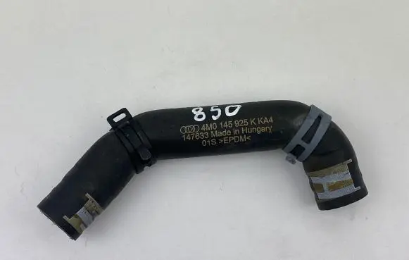 Audi Q7 4M Engine coolant pipe/hose 4M0145925K 147633