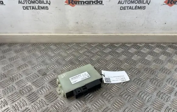 Mercedes-Benz E W213 Reducing agents exhaust control unit A0009007604