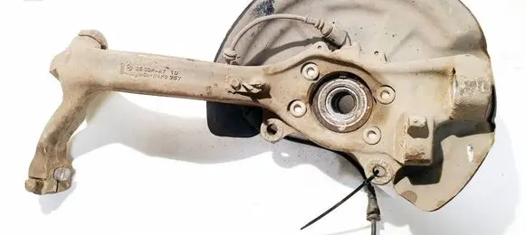 Audi A6 S6 C6 4F Front wheel hub 4f0257