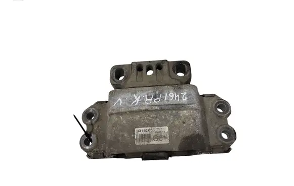 Skoda Octavia Mk2 (1Z) Engine mount bracket 3318205