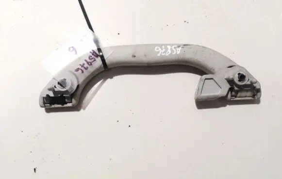 Volkswagen PASSAT B5.5 Front interior roof grab handle 3b0857608