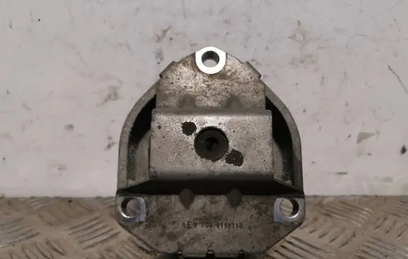 Jeep Grand Cherokee Gearbox mount 68103111AB