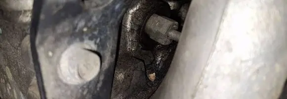 Nissan Terrano Fuel injector