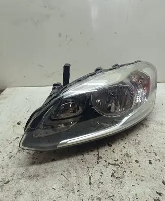 Volvo XC60 Headlight/headlamp 31358111 89907489 Y413RS