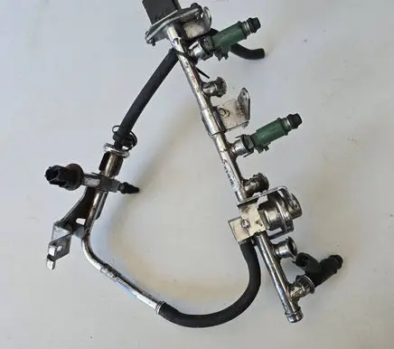 Ford Focus Fuel main line pipe 0280161515