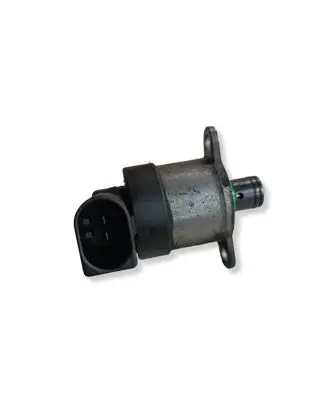 BMW 5 E60 E61 Fuel pressure regulator 