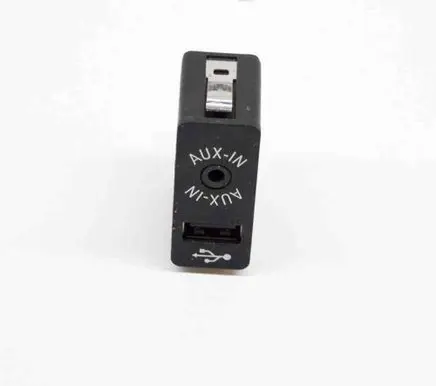 BMW i3 AUX in-socket connector 9266607
