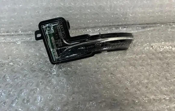 Renault Captur Mirror indicator light 12853440