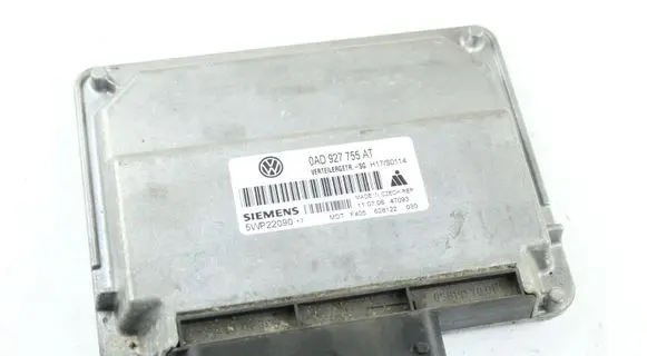 Volkswagen Touareg I Gearbox control unit/module 0AD927755AT