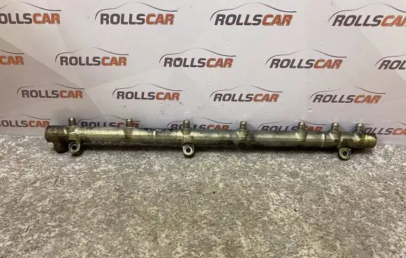 Mercedes-Benz E W211 Fuel main line pipe A6130700195 0445216007