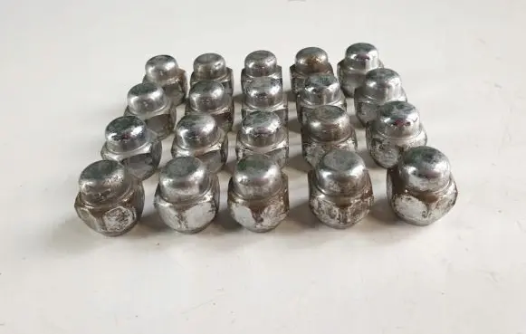 Nissan X-Trail T32 Nuts/bolts 