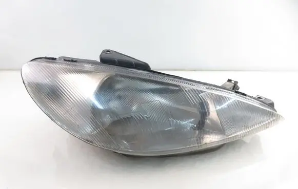 Peugeot 206 Headlight/headlamp 