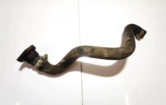 Volkswagen Golf III Engine coolant pipe/hose 026121145E