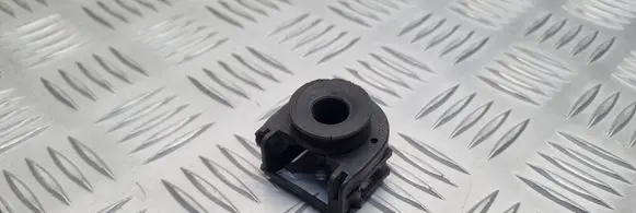 Citroen C5 Radiator mount bracket 9639048580