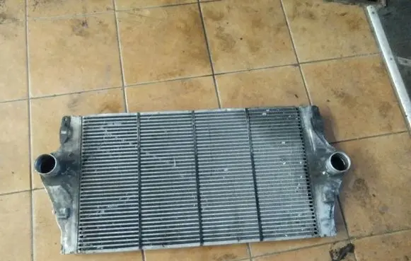 Renault Espace - Grand espace IV Intercooler radiator 8200033732C