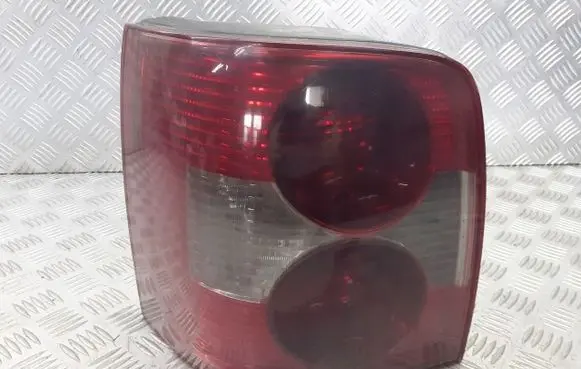 Volkswagen PASSAT B5.5 Number plate light 08-441-1961L