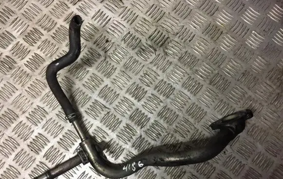 Nissan X-Trail T30 Engine coolant pipe/hose