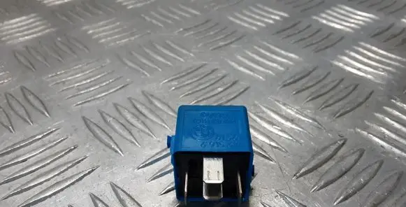 BMW 7 F01 F02 F03 F04 Other relay 61366915327 6915327
