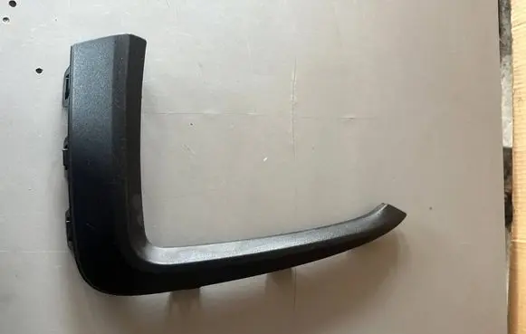 BMW i3 Front bumper splitter molding 7462299