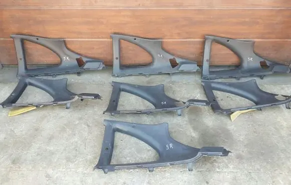 Toyota Celica T180 Other sill/pillar trim element