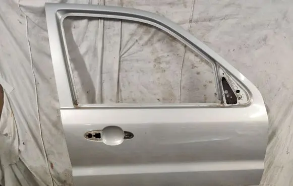 Ford Maverick Front door
