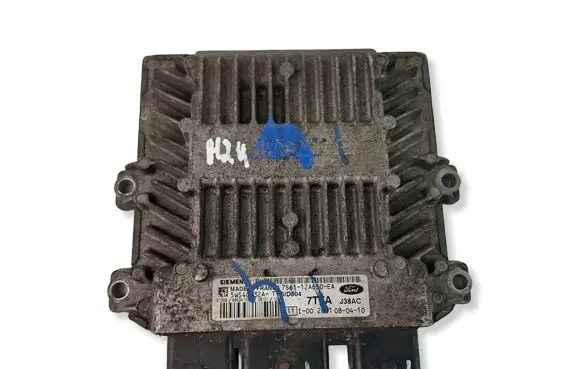 Ford Focus Engine control unit/module 7S6112A650EA 5WS40632A