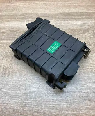 Audi 100 200 5000 C3 Engine control unit/module ECU 811906264 0280800104
