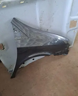 Lancia Phedra Fender