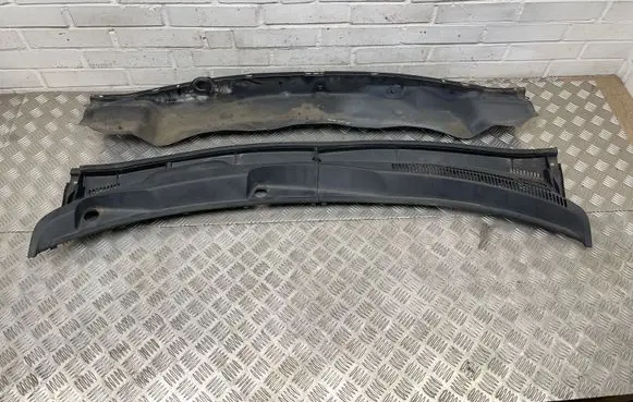 Toyota Prius (XW20) Wiper trim 5570947070 5570847080 5570247051