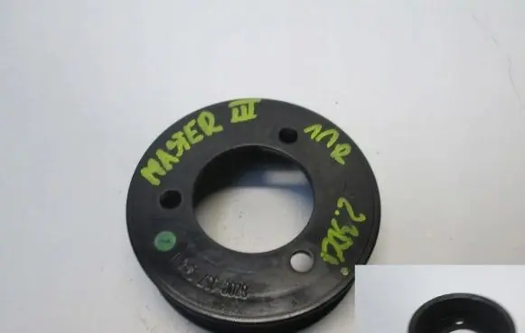 Renault Kangoo II Water pump pulley 