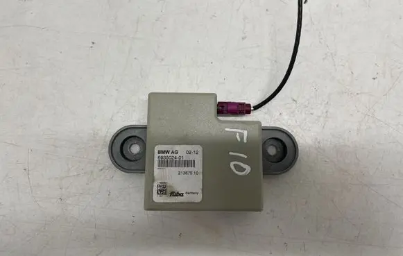 BMW 5 F10 F11 Other control units/modules 6935024